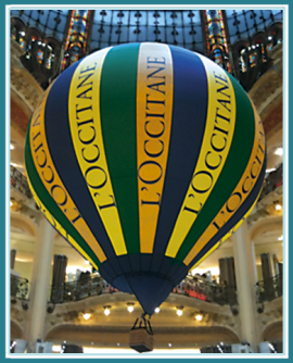 Modellballon L´Occitane, Werbung auf Augenhöhe, Markenbildung, Brand Image, der imposante Werbeträger